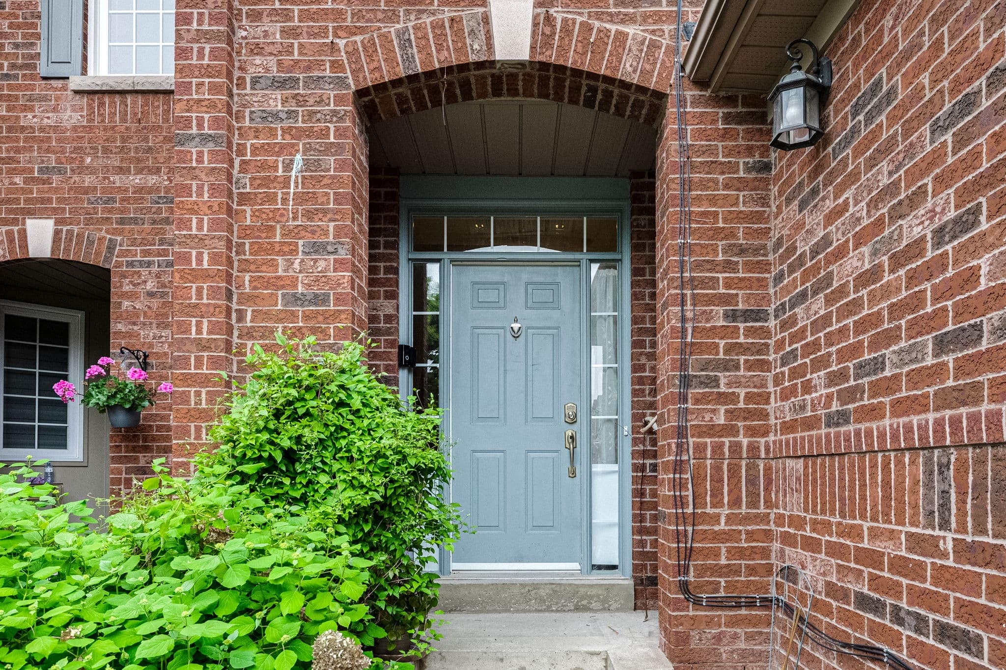 2 Mary Gapper Crescent Unit 25 Richmond Hill, ON L4C 0J4