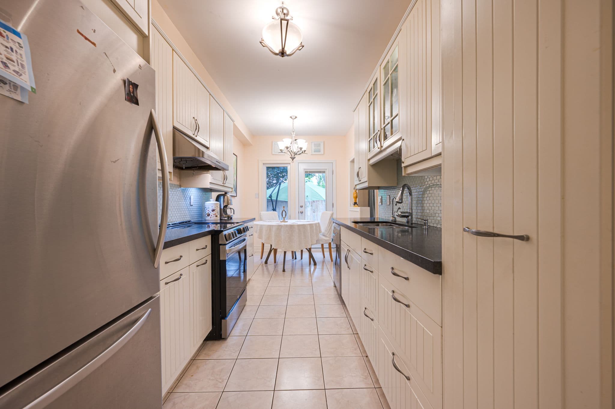2 Mary Gapper Crescent Unit 25 Richmond Hill, ON L4C 0J4