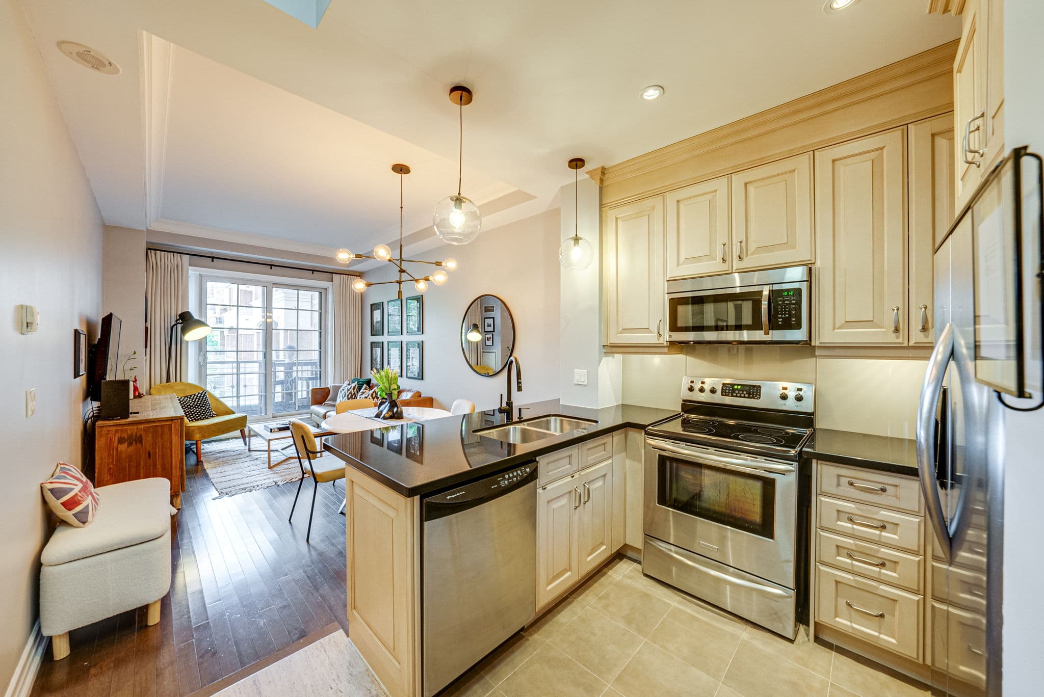 20 Burkebrook Pl 305 Toronto, ON M4G 0A1