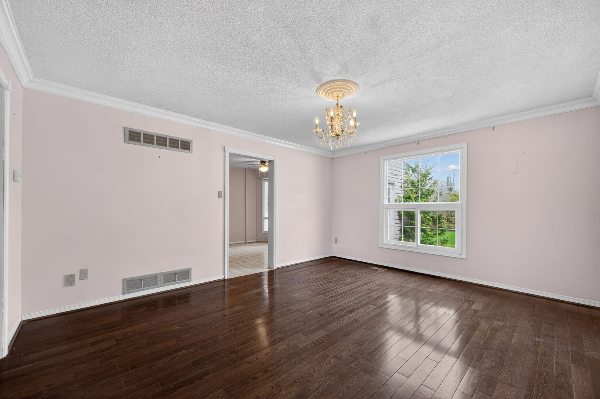20 Elston Ct Richmond Hill, ON L4C 8A5