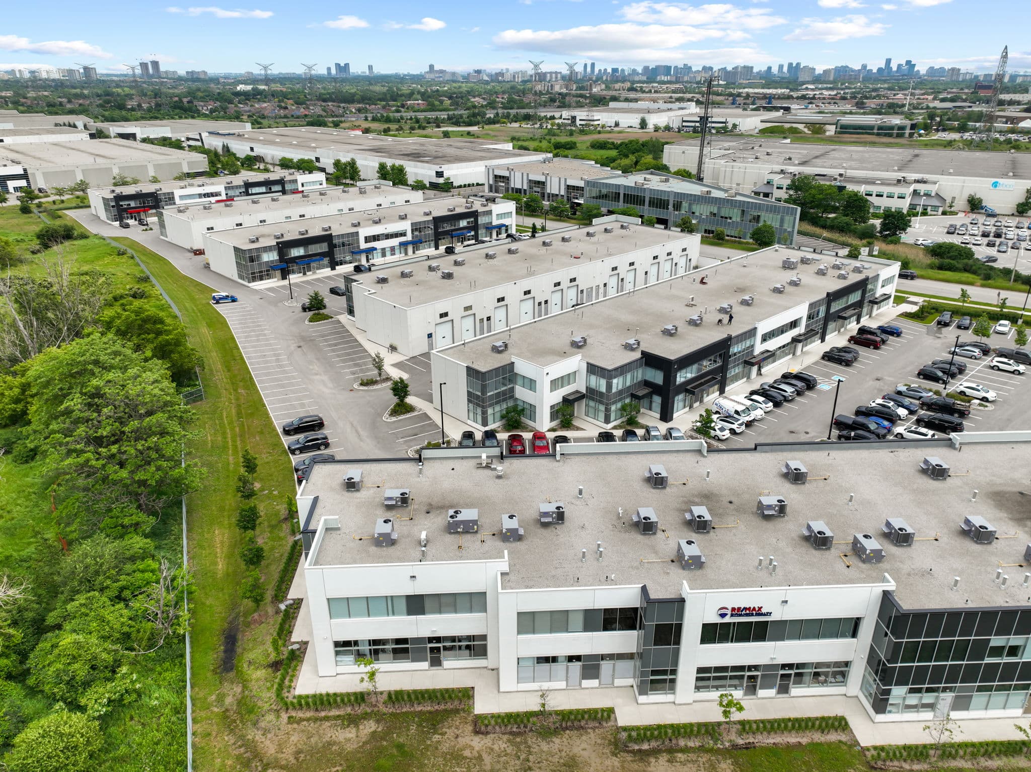 20 Great Gulf Dr UNITS 14 - 17 Vaughan, ON L4K 0K7