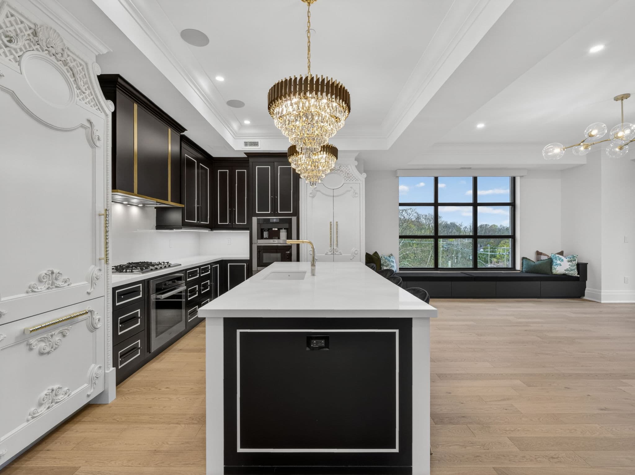 200 Russell Hill Rd Unit 304 Toronto, ON M4V 0B6