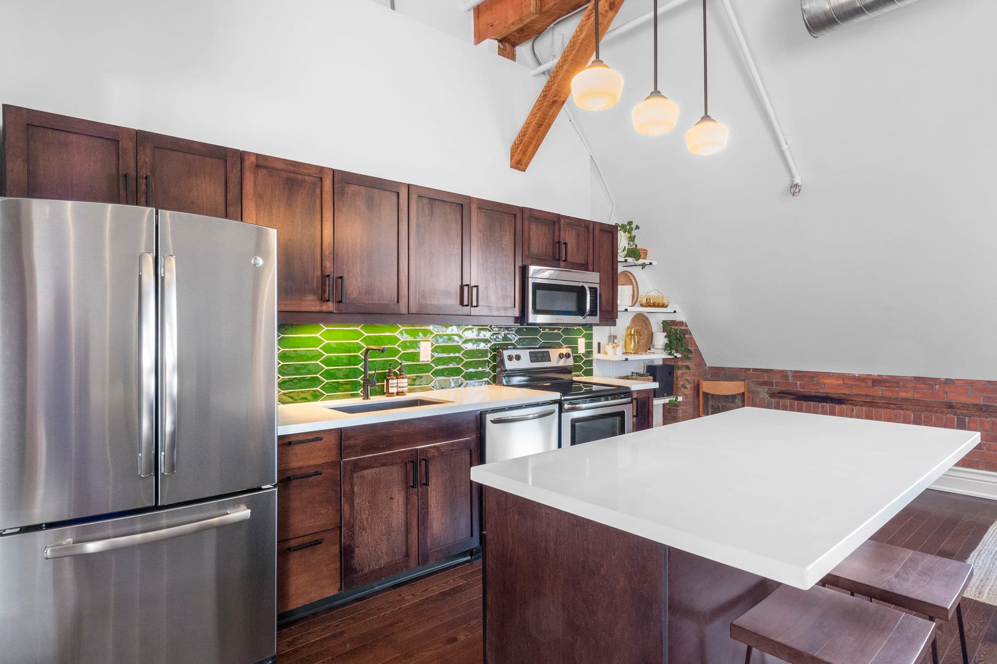200 Stinson St Hamilton, ON L8N 4J5