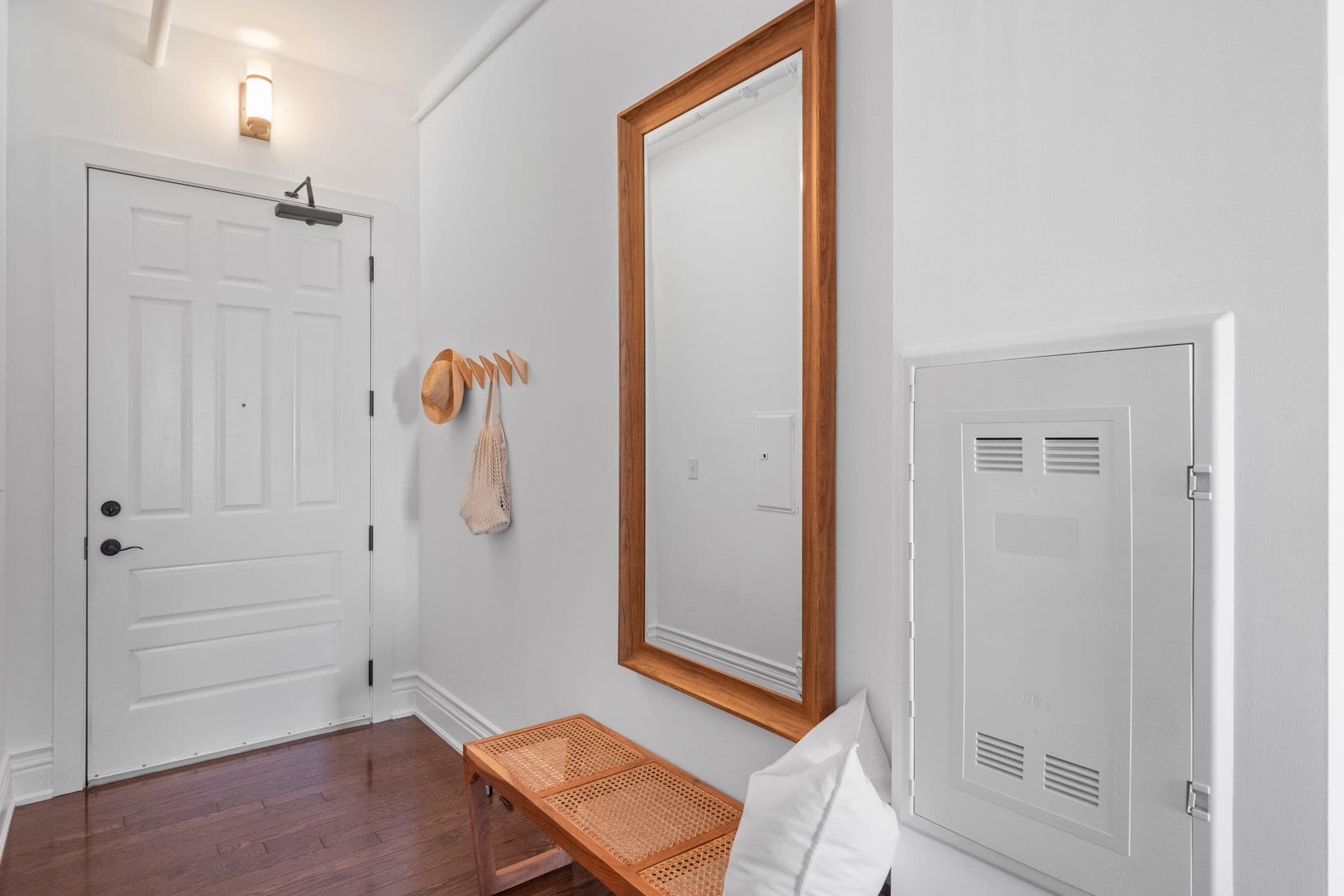200 Stinson St Hamilton, ON L8N 4J5