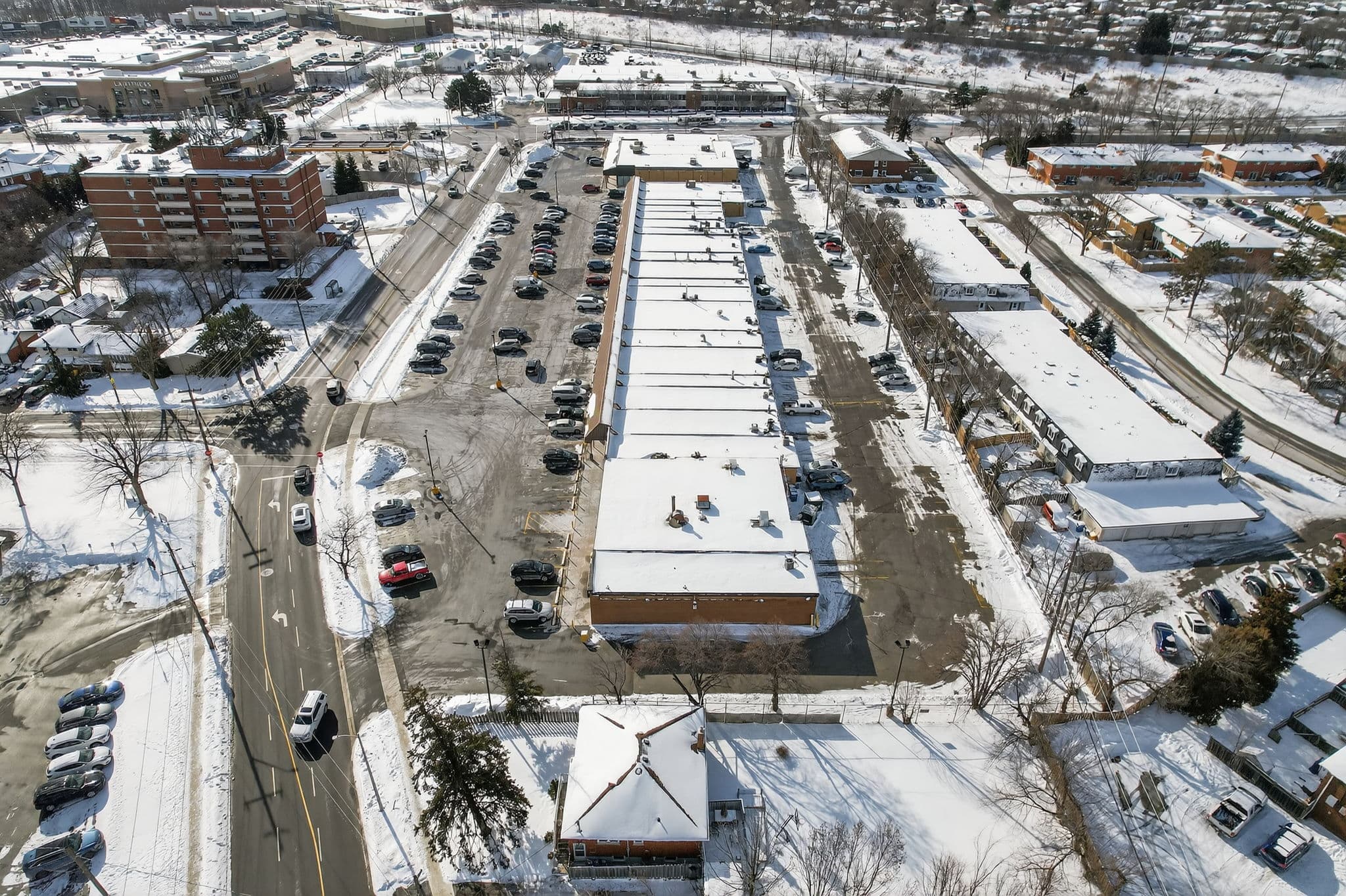 2007 Mt Forest Dr Burlington, ON L7P 1H4