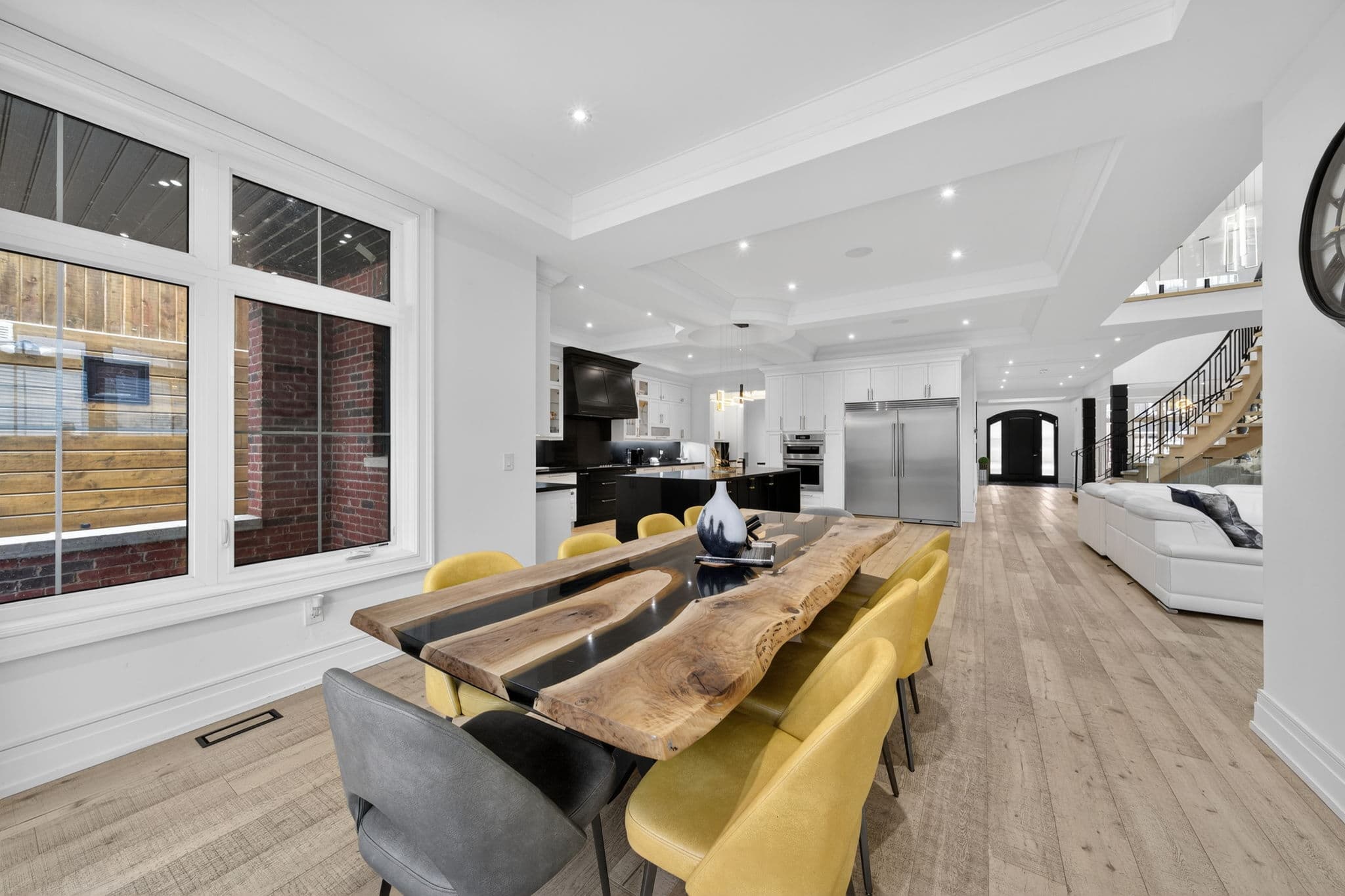 2019 Lilac Dr Innisfil, ON L9S 1Y9