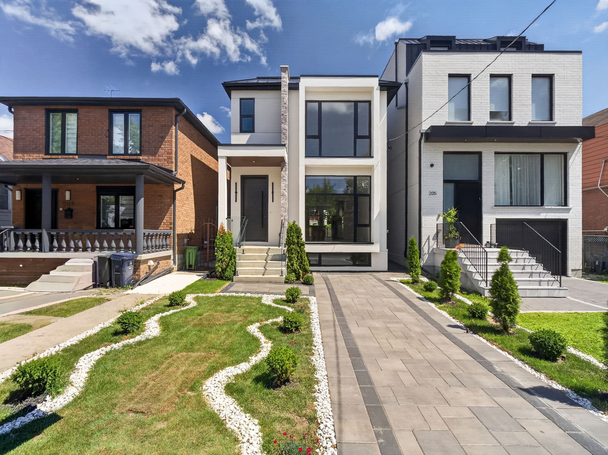 207 Robina Ave Toronto, ON M6C 3Y9
