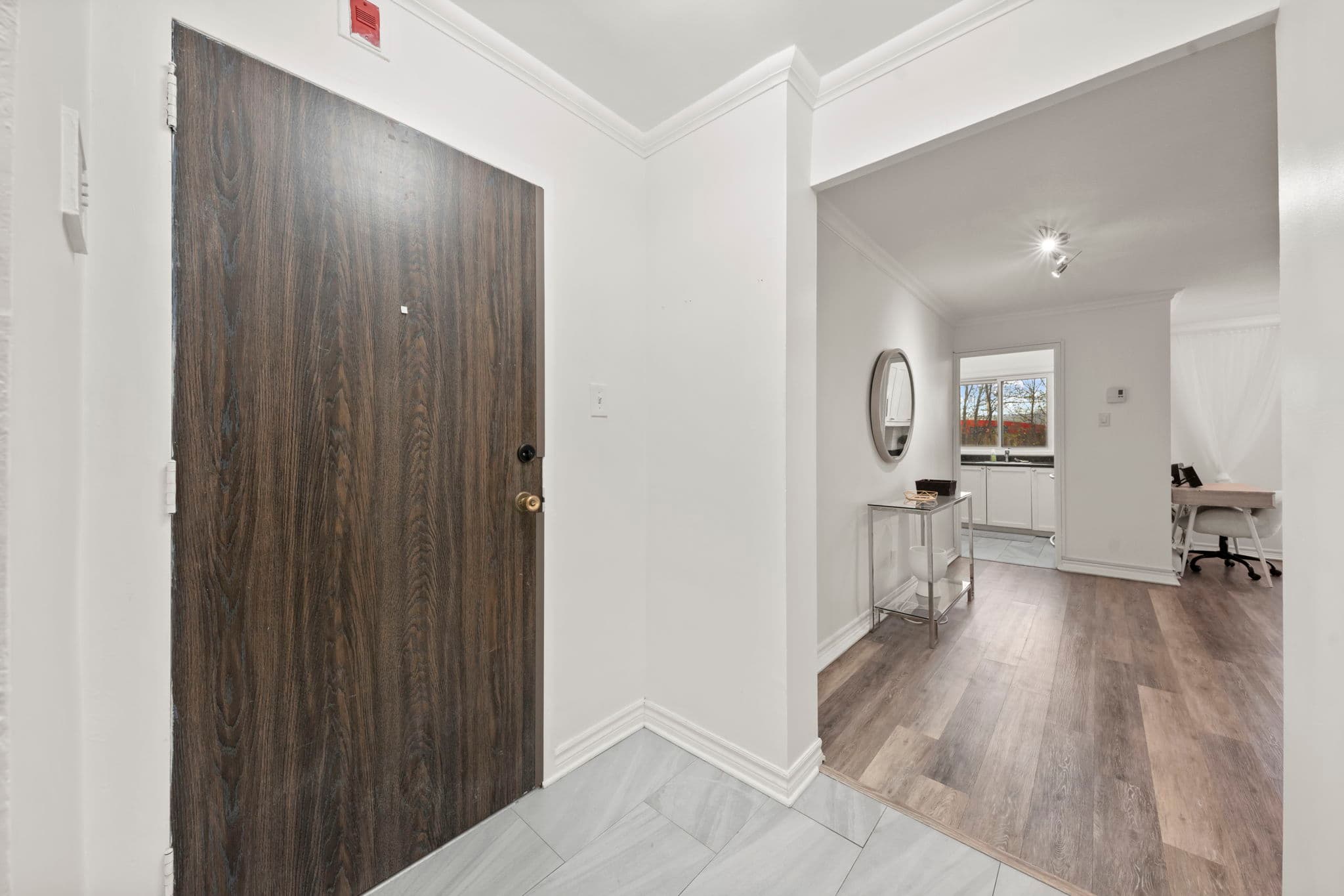 21 Elizabeth St S Richmond Hill, ON L4C 3V5