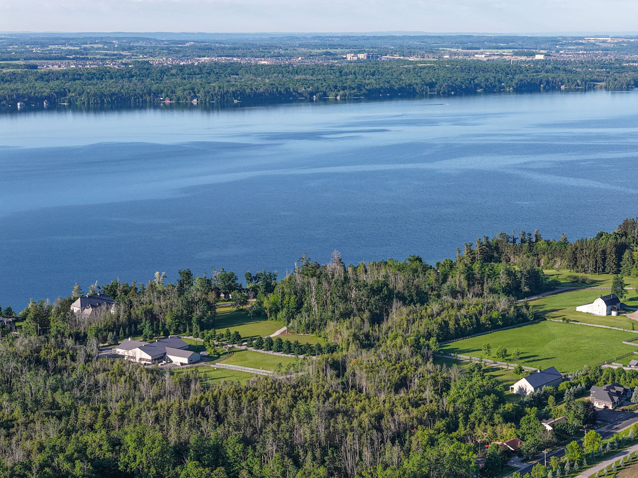 21 Pemberton Ln Shanty Bay, ON L0L 2L0
