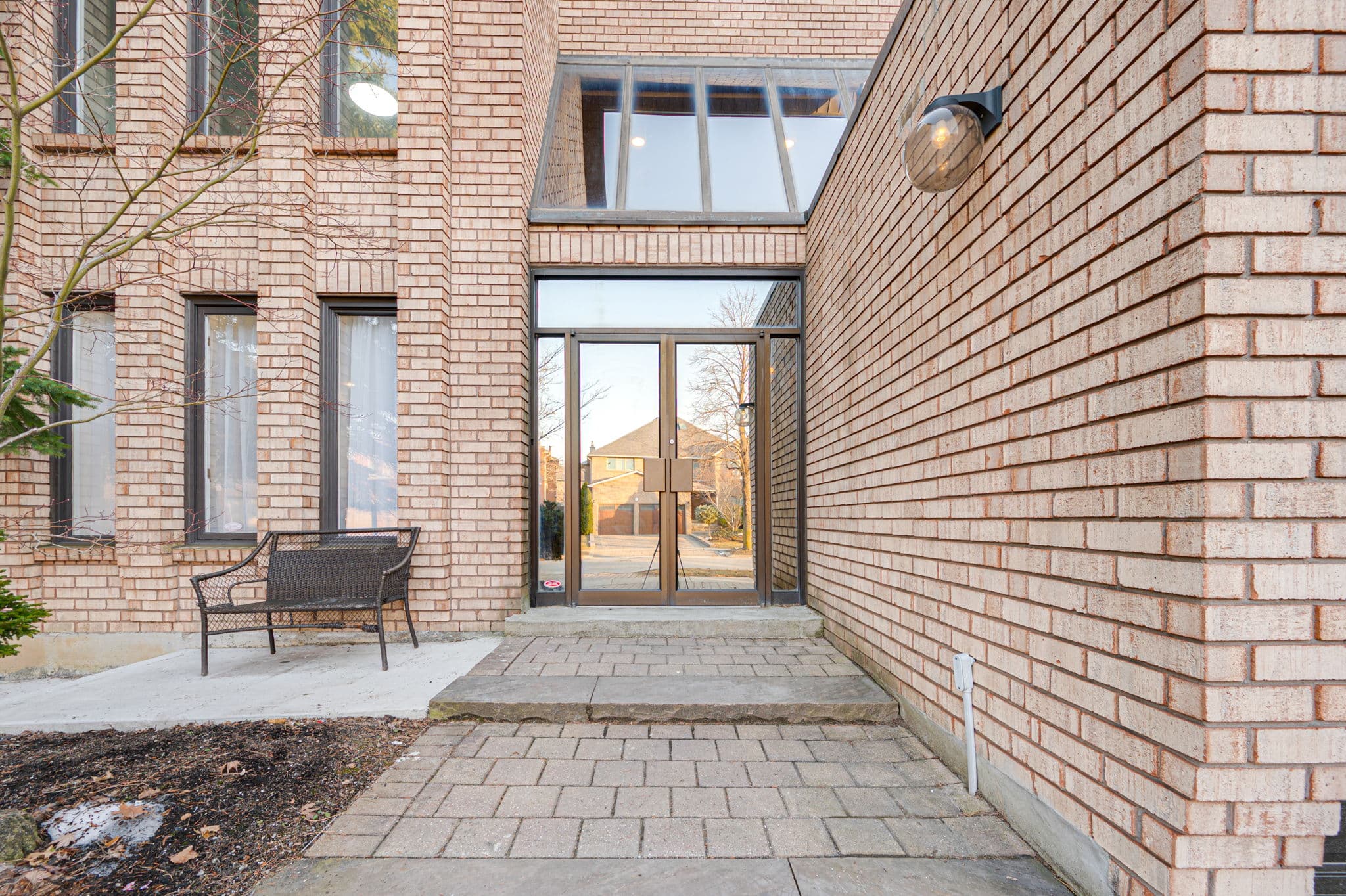 211 Franklin Ave Vaughan, ON L4J 7L4