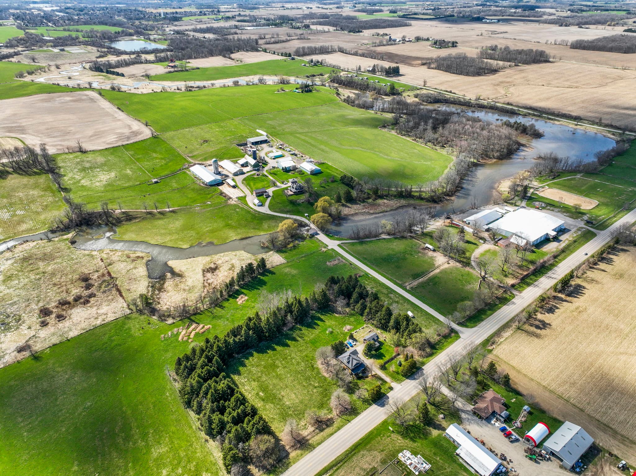 2157 Cockshutt Rd Waterford, ON N0E 1Y0