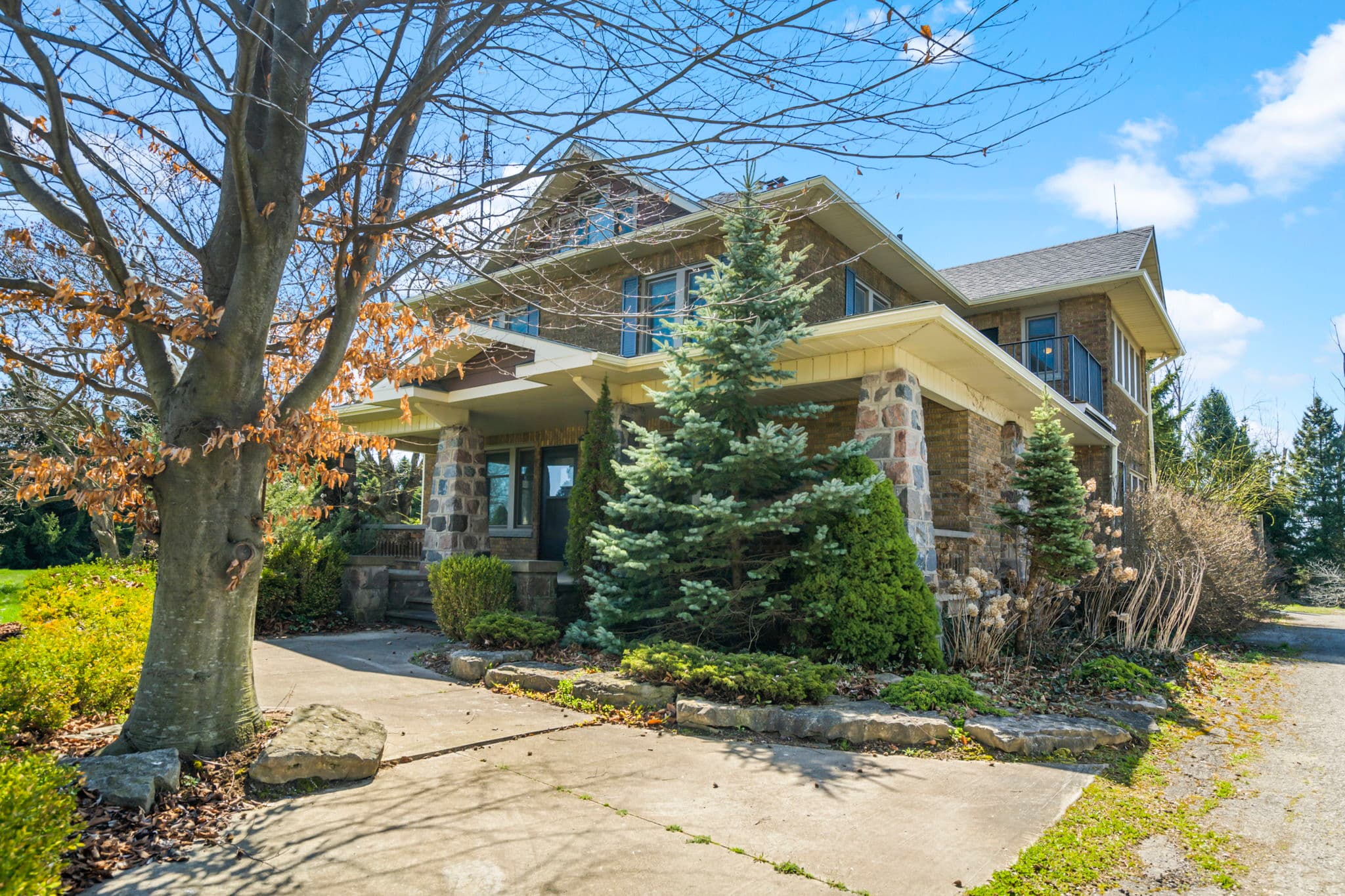 2157 Cockshutt Rd Waterford, ON N0E 1Y0