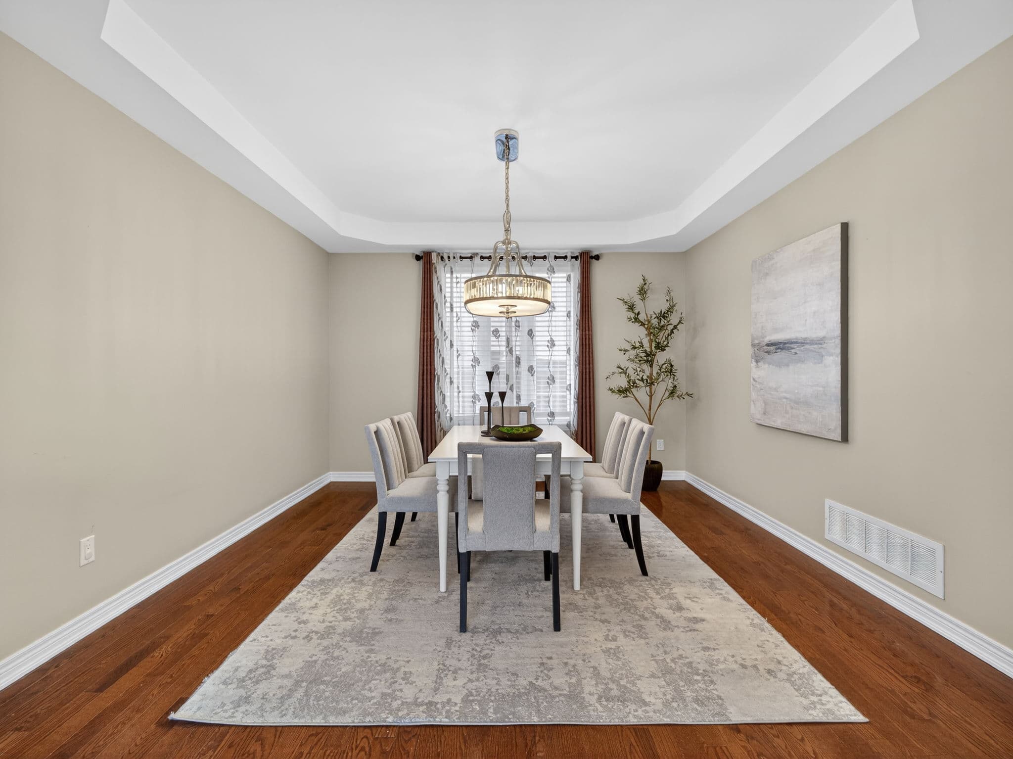 22 McCombe Ln Vaughan, ON L6A 4G2