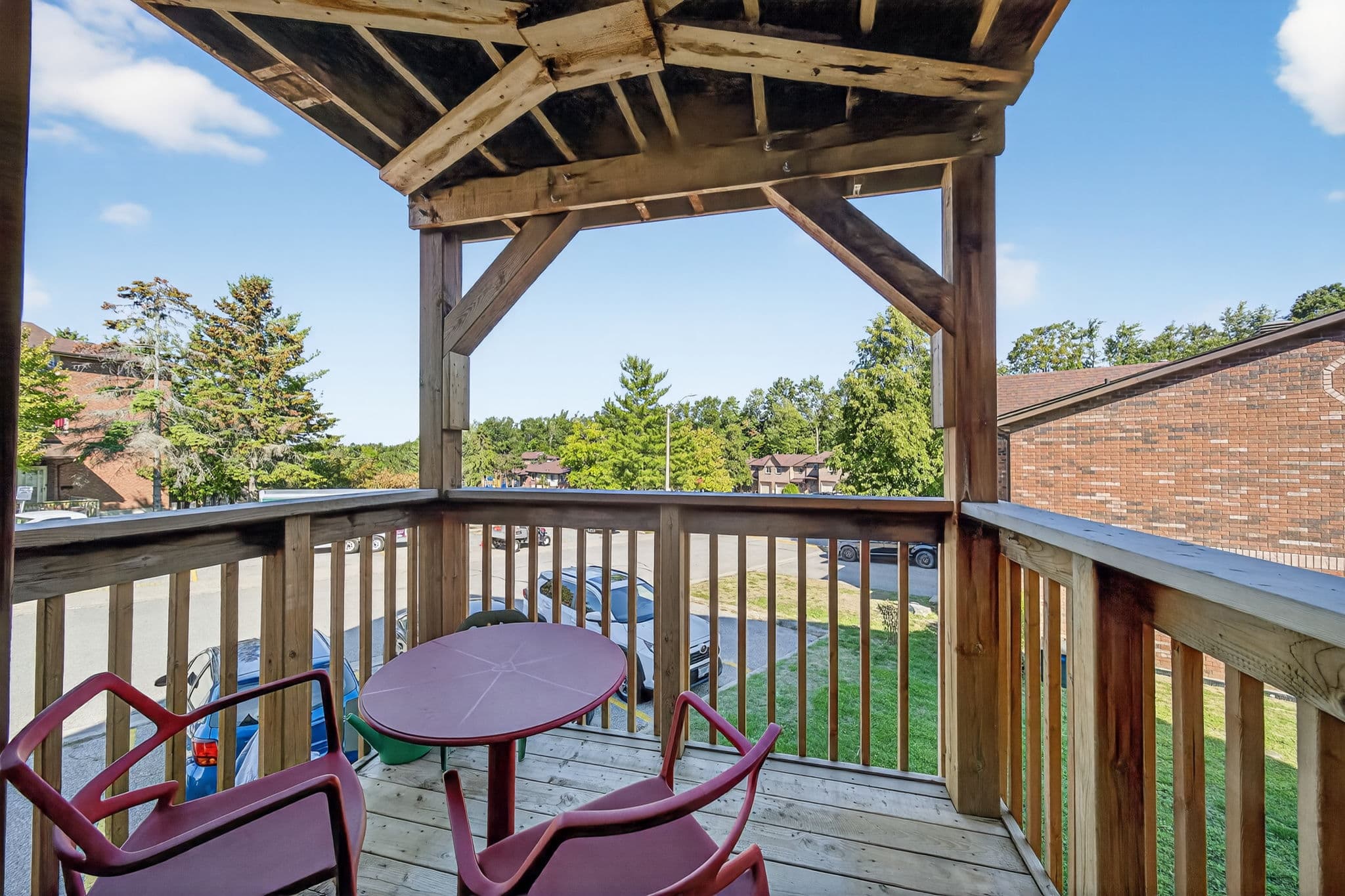 22 Meadow Ln 4 Barrie, ON L4N 7K2
