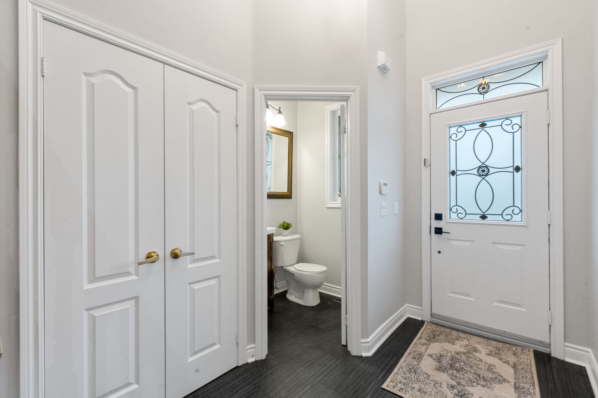 22 Mistywood Crescent Vaughan, ON L4J 9E6