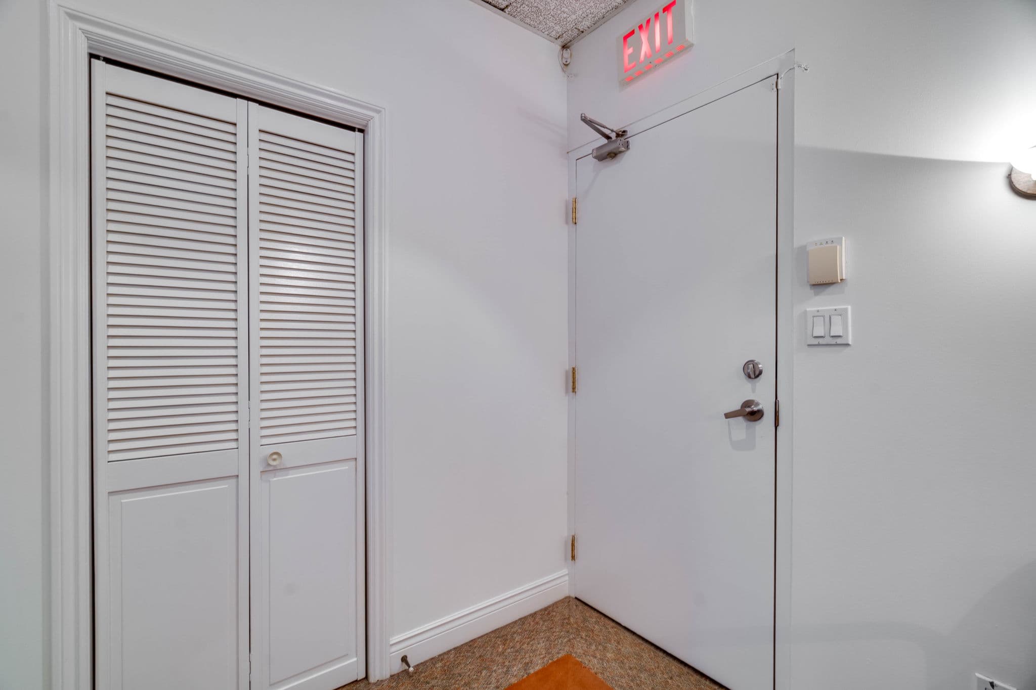 220 Duncan Mill Rd Unit 515 Toronto, ON M3B 3J5