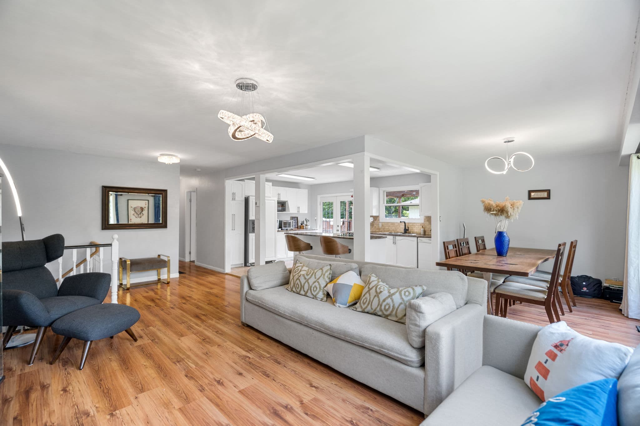 2213 Spring St Innisfil, ON L9S 2B6