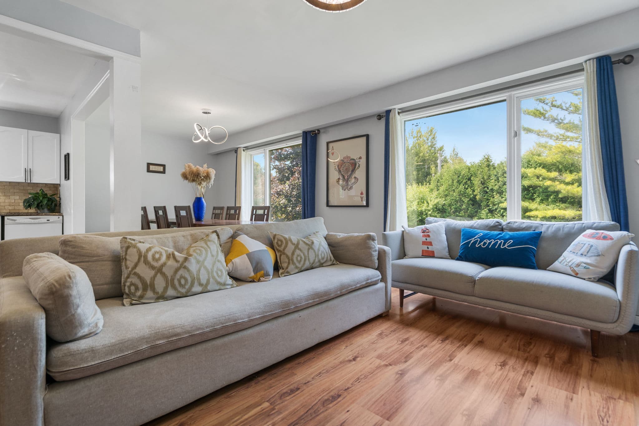 2213 Spring St Innisfil, ON L9S 2B6
