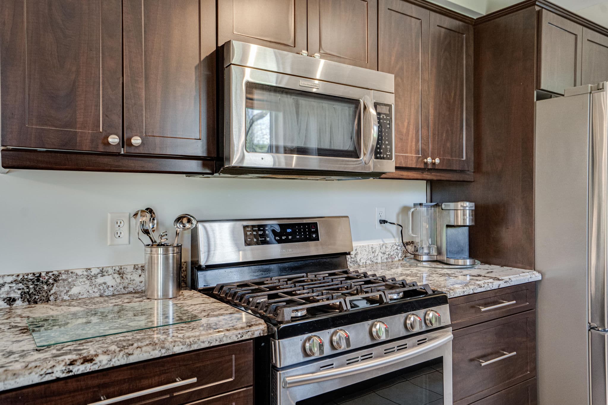 222 Palmer Ave Richmond Hill, ON L4C 4Z5