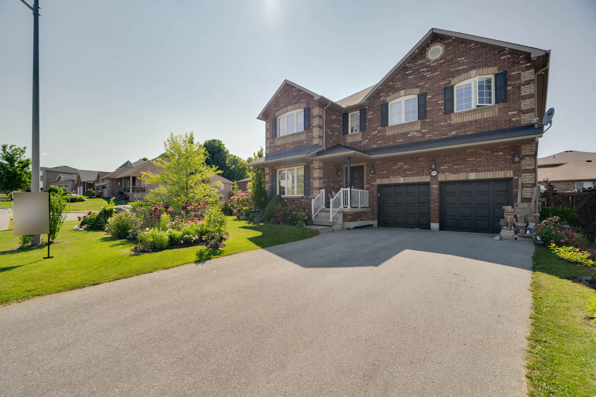 2220 Nevils St Innisfil, ON L9S 0E2