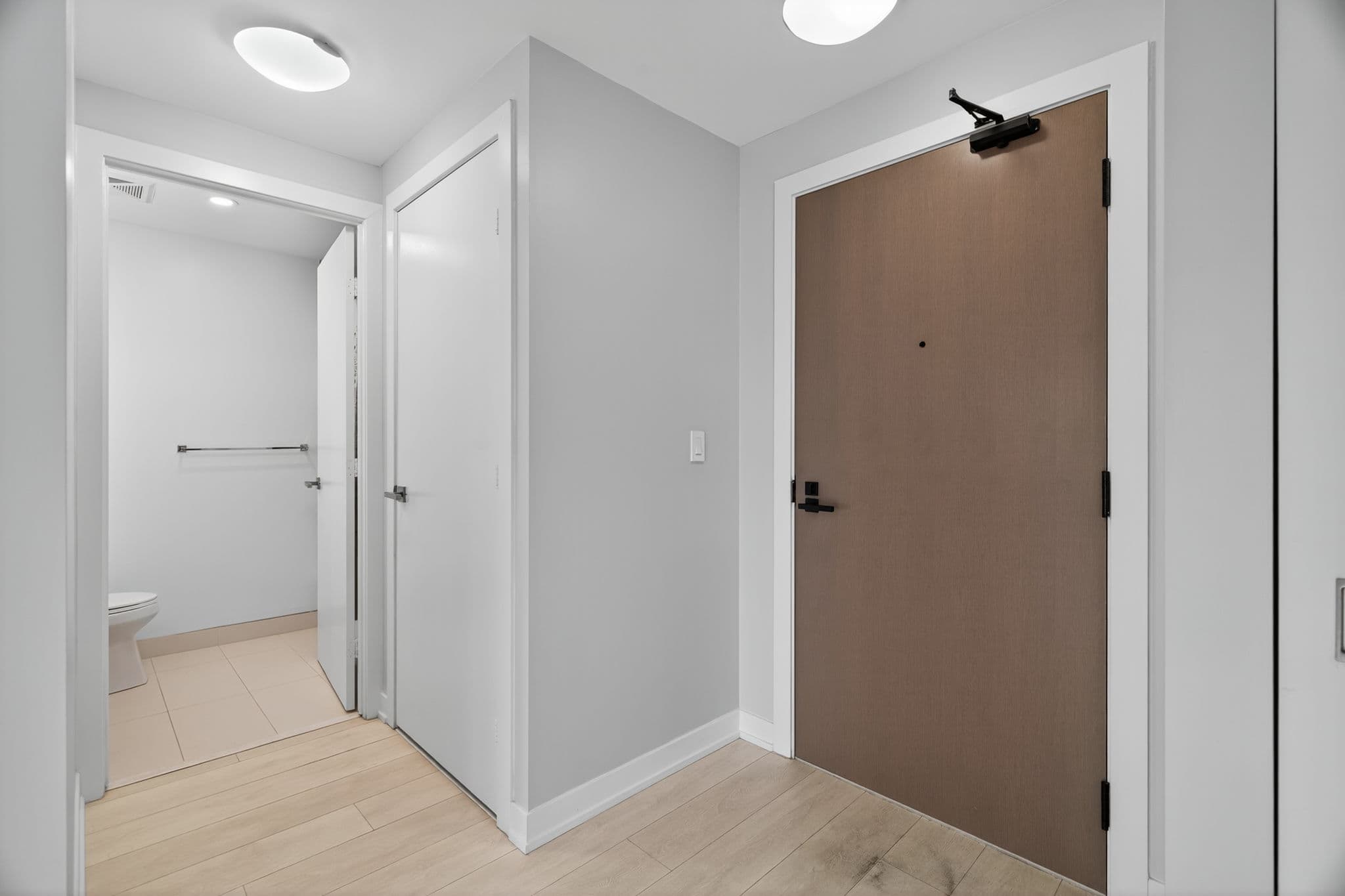 223 St Clair Ave W Toronto, ON M4V 0A5