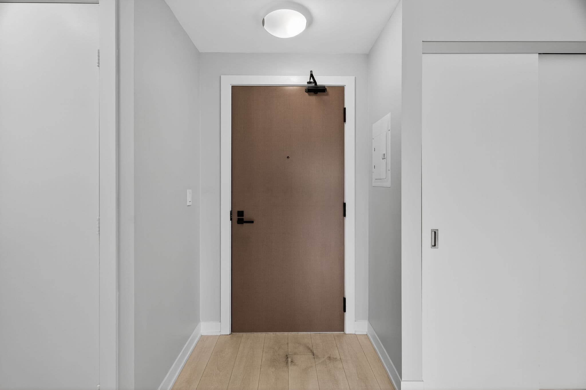 223 St Clair Ave W Toronto, ON M4V 0A5
