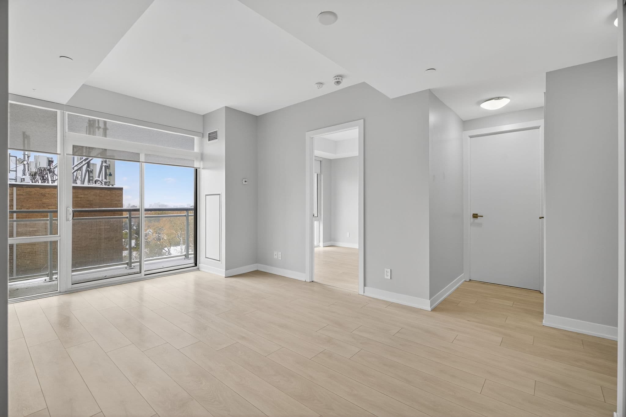 223 St Clair Ave W Toronto, ON M4V 0A5