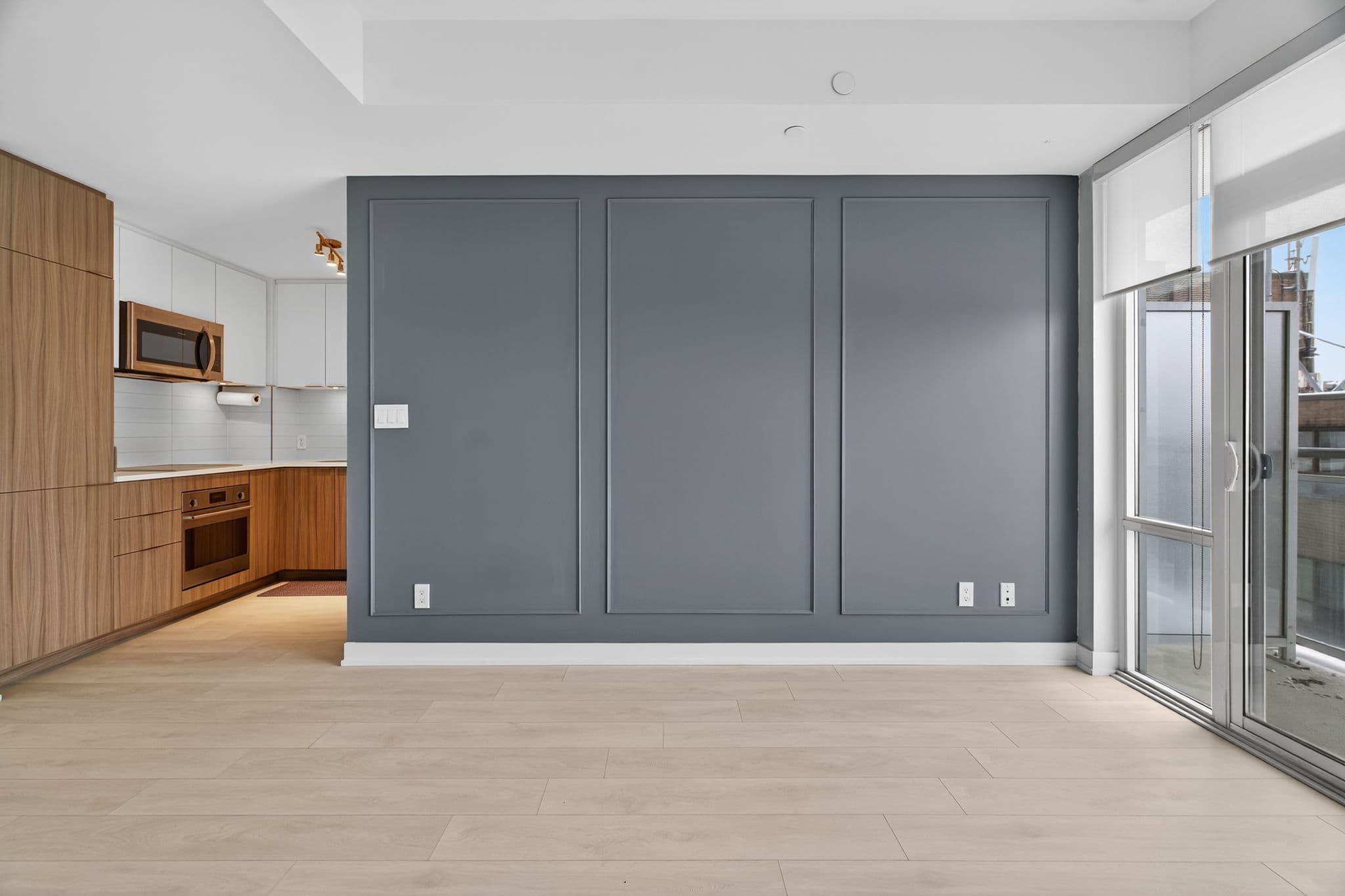 223 St Clair Ave W Toronto, ON M4V 0A5