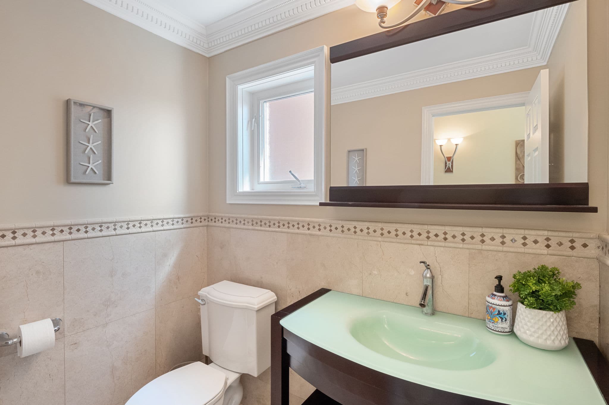 224 Autumn Hill Blvd Vaughan, ON L4J 8Y5