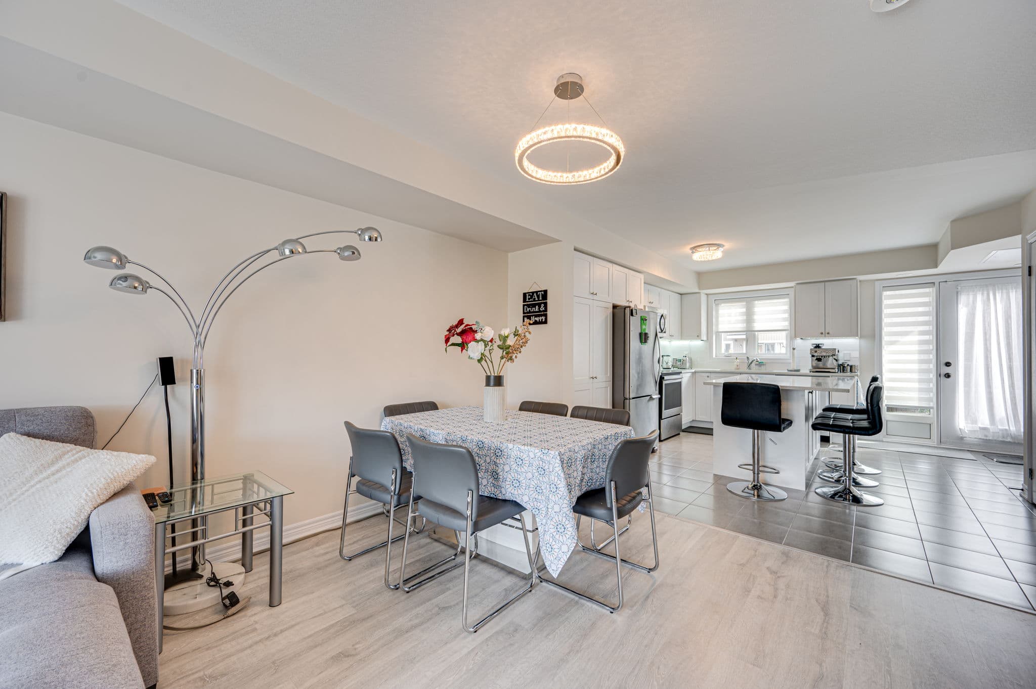 226 Law Dr Guelph, ON N1E 0H5