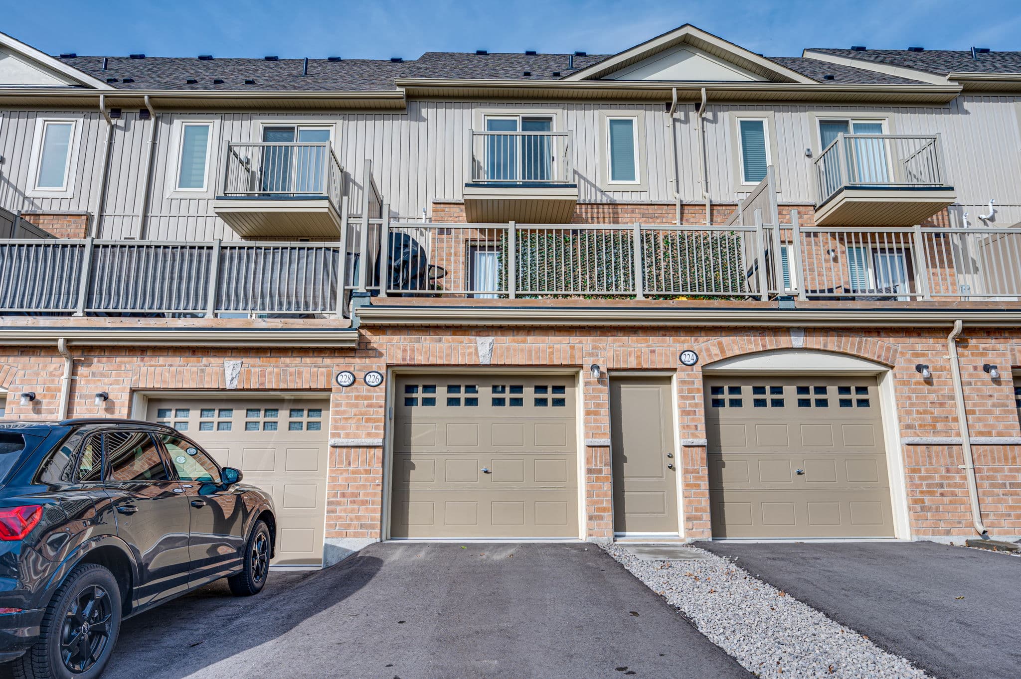 226 Law Dr Guelph, ON N1E 0H5