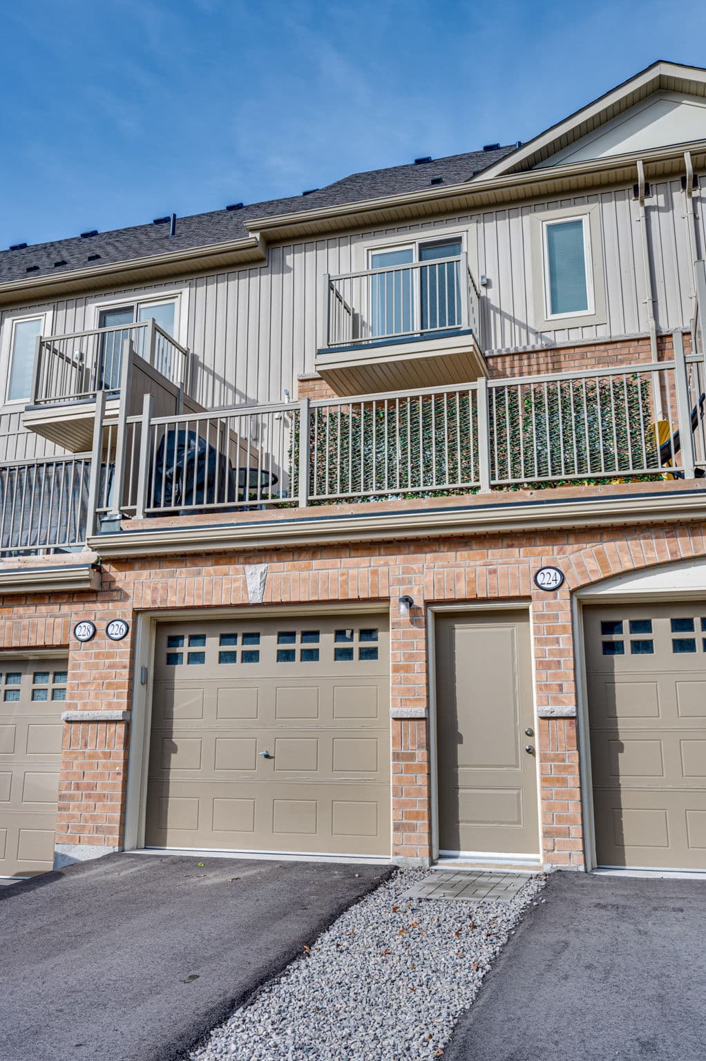 226 Law Dr Guelph, ON N1E 0H5