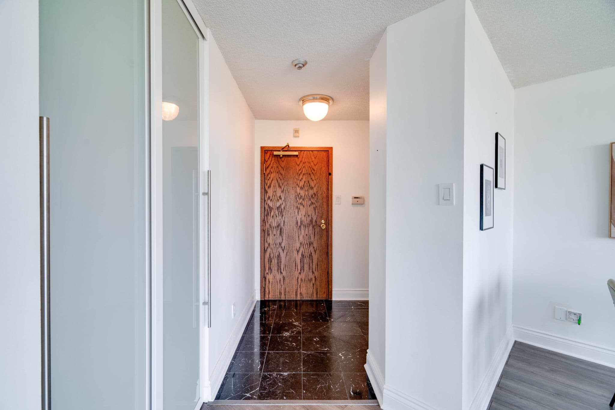 2285 Lake Shore Blvd W Unit 2210 Toronto, ON M8V 3X9