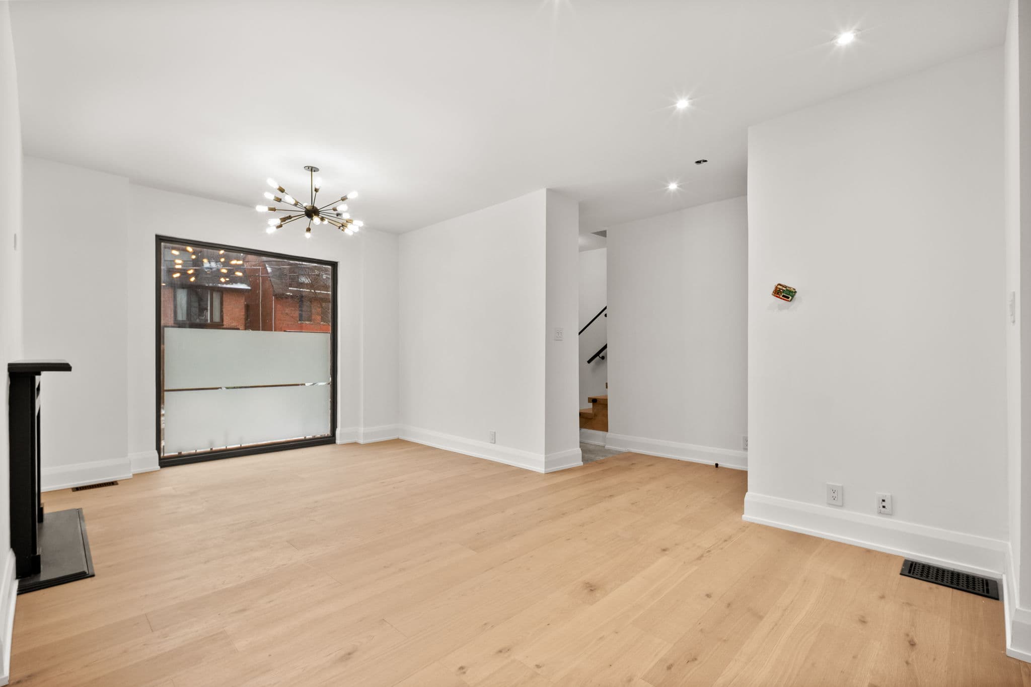 231 Macpherson Ave Toronto, ON M4V 1A1