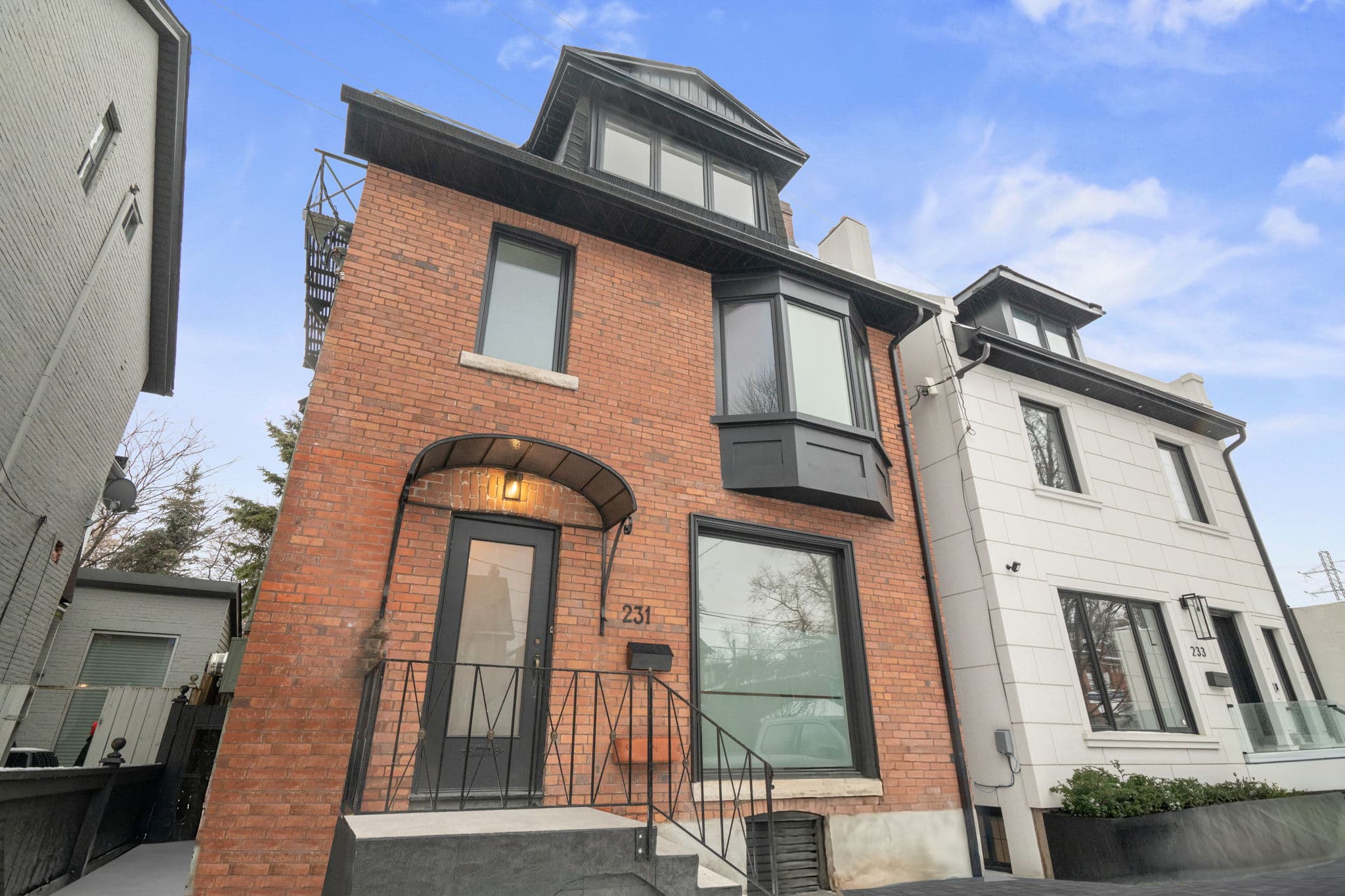 231 Macpherson Ave Toronto, ON M4V 1A1