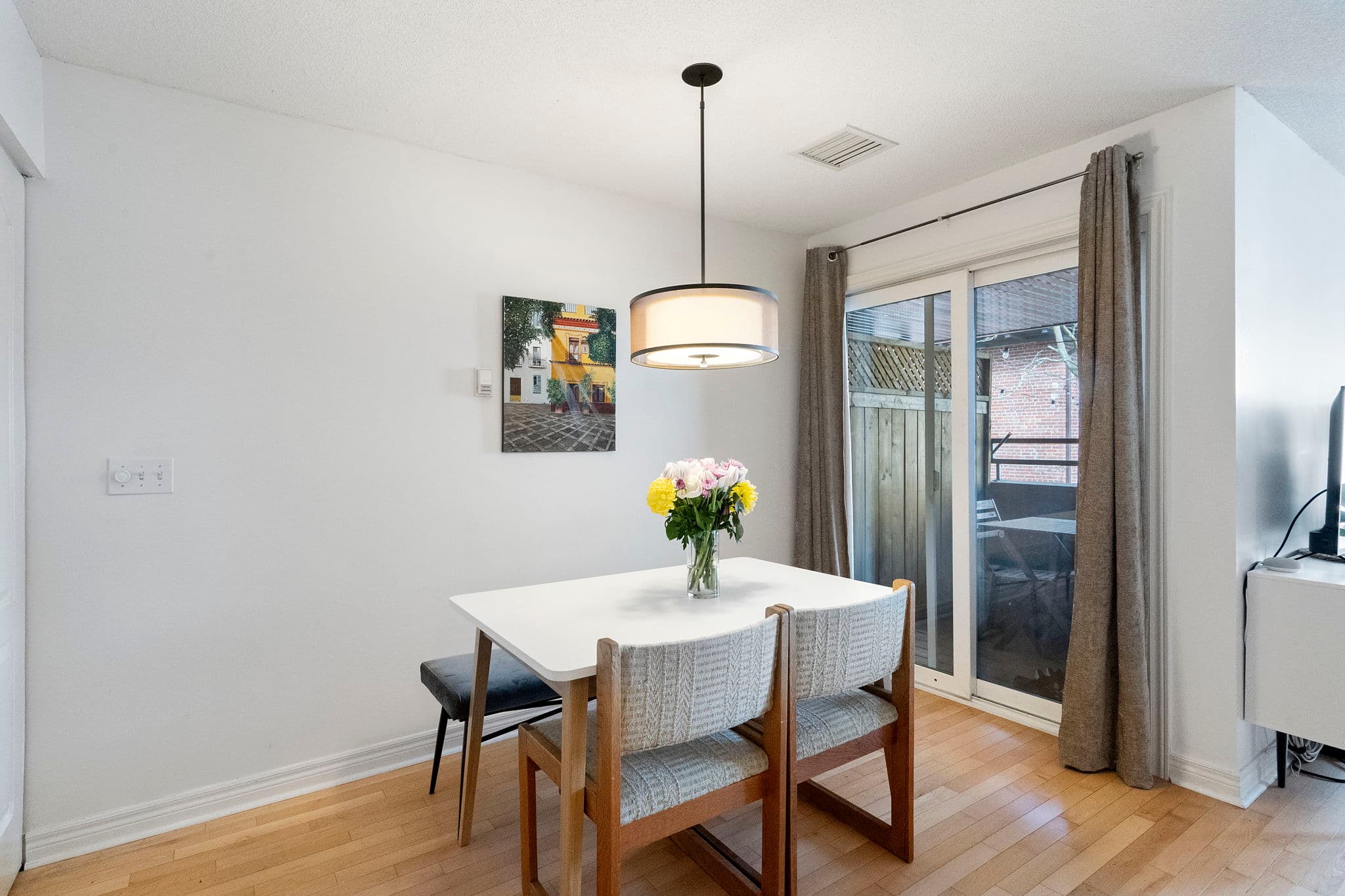 232 St George St TH11 Toronto, ON M5R 2N5