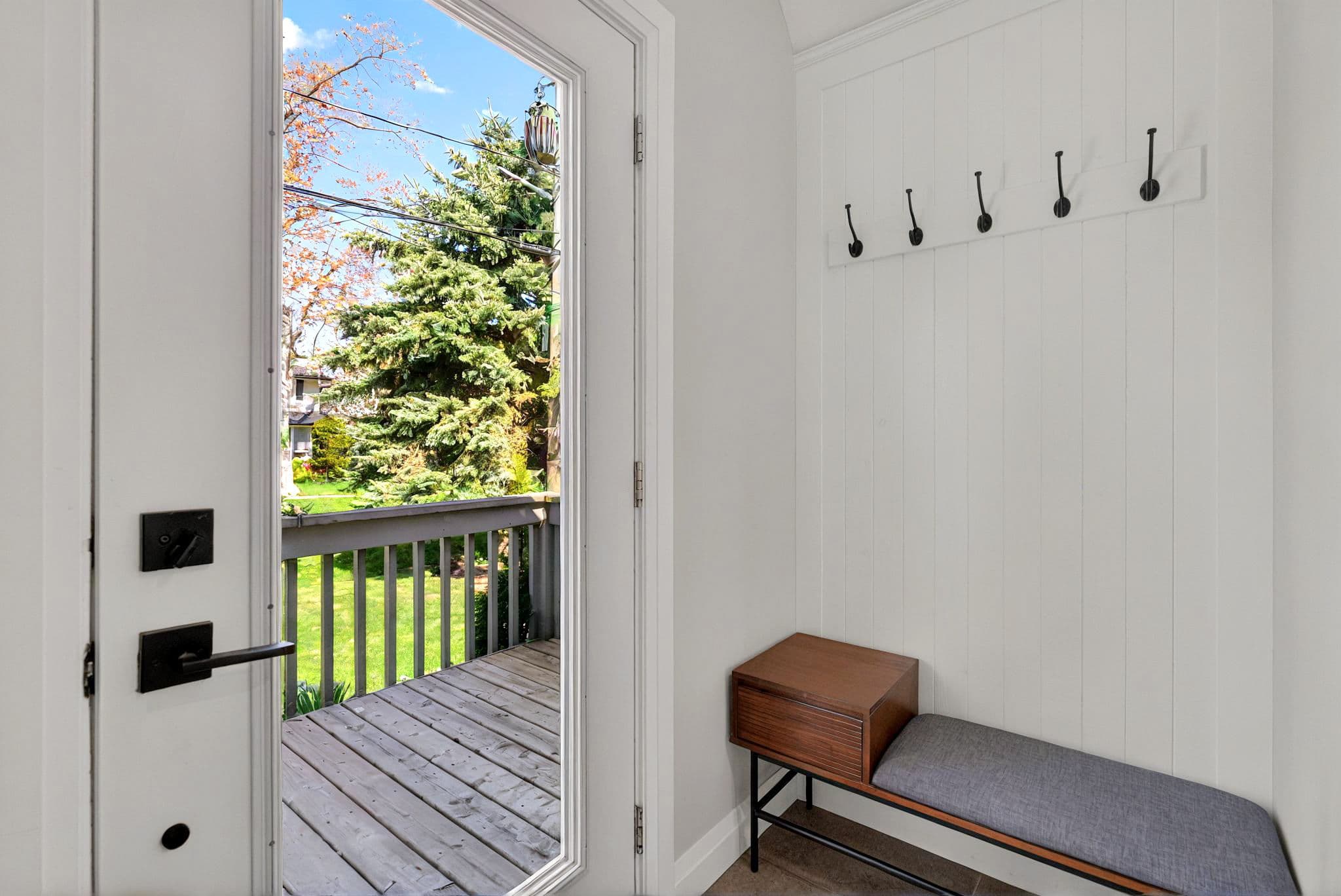 236 Burton Rd Oakville, ON L6K 2K5