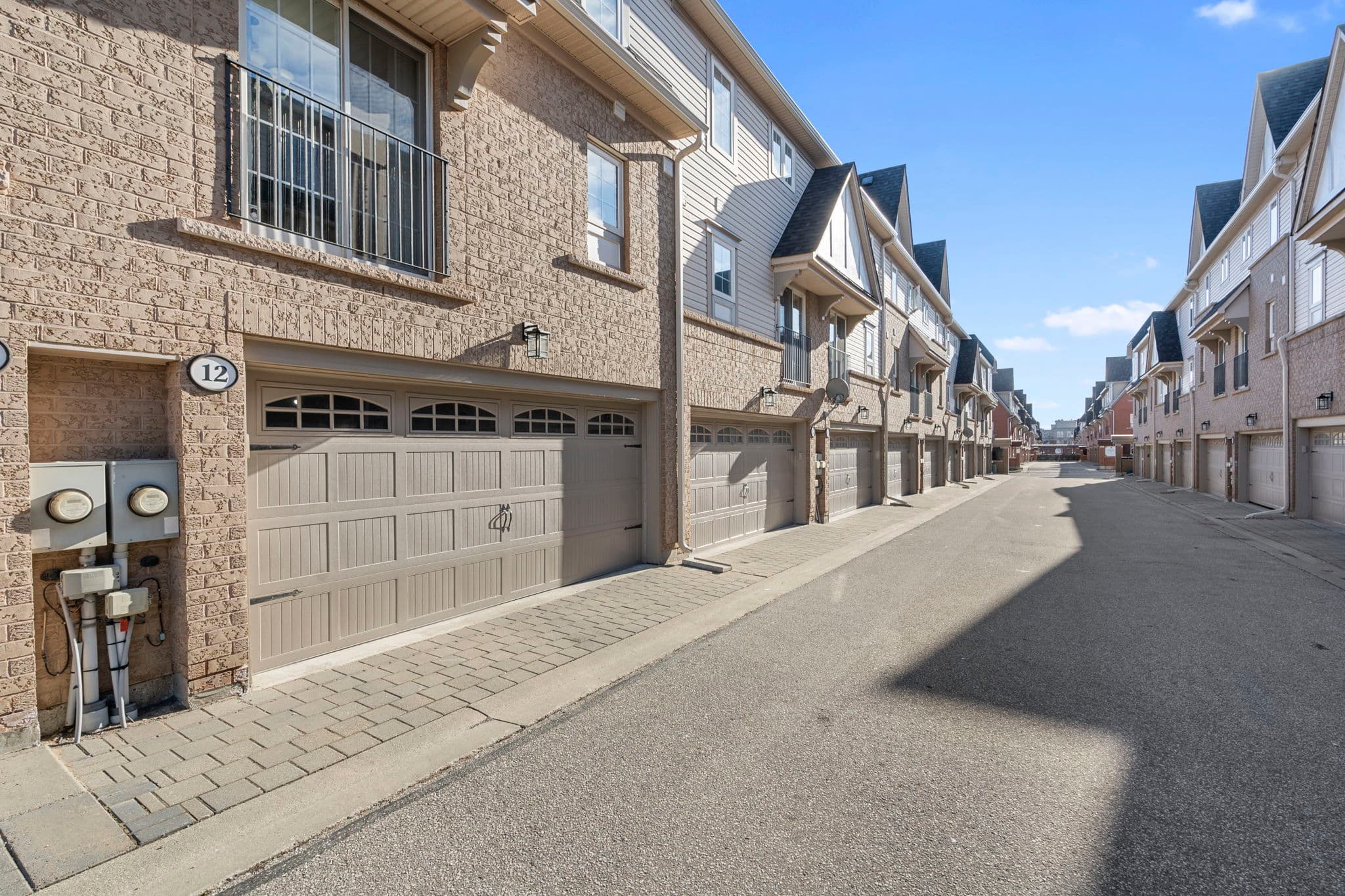 2361 Parkhaven Blvd Unit 12 Oakville, ON L6H 7S7