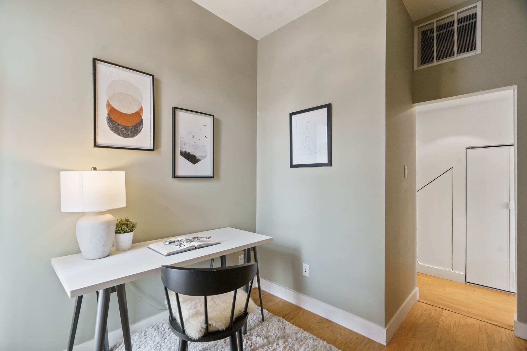 2362 Queen St E Unit 5 Toronto, ON M4E 1H3
