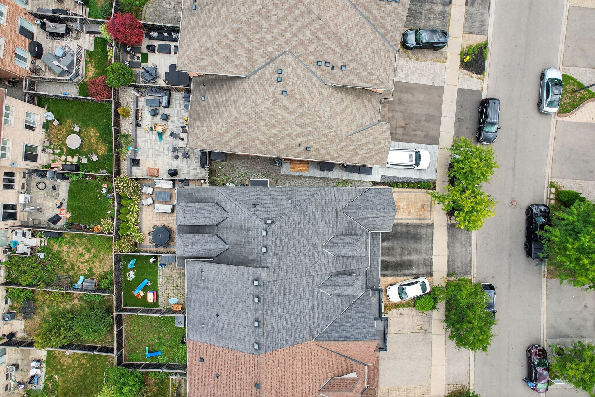 24 Littleriver Ct Vaughan, ON L6A 0K3