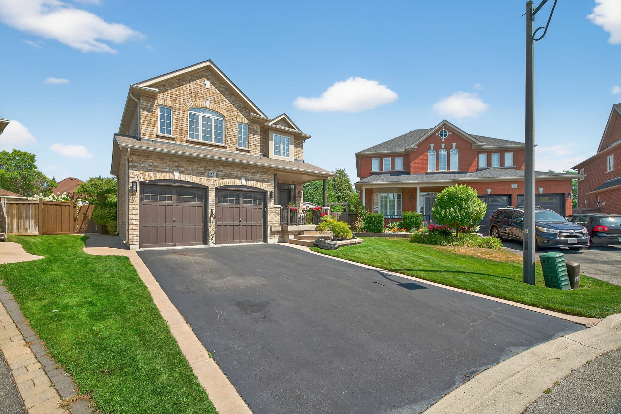 24 Vesna Ct Bowmanville, ON L1C 0C7