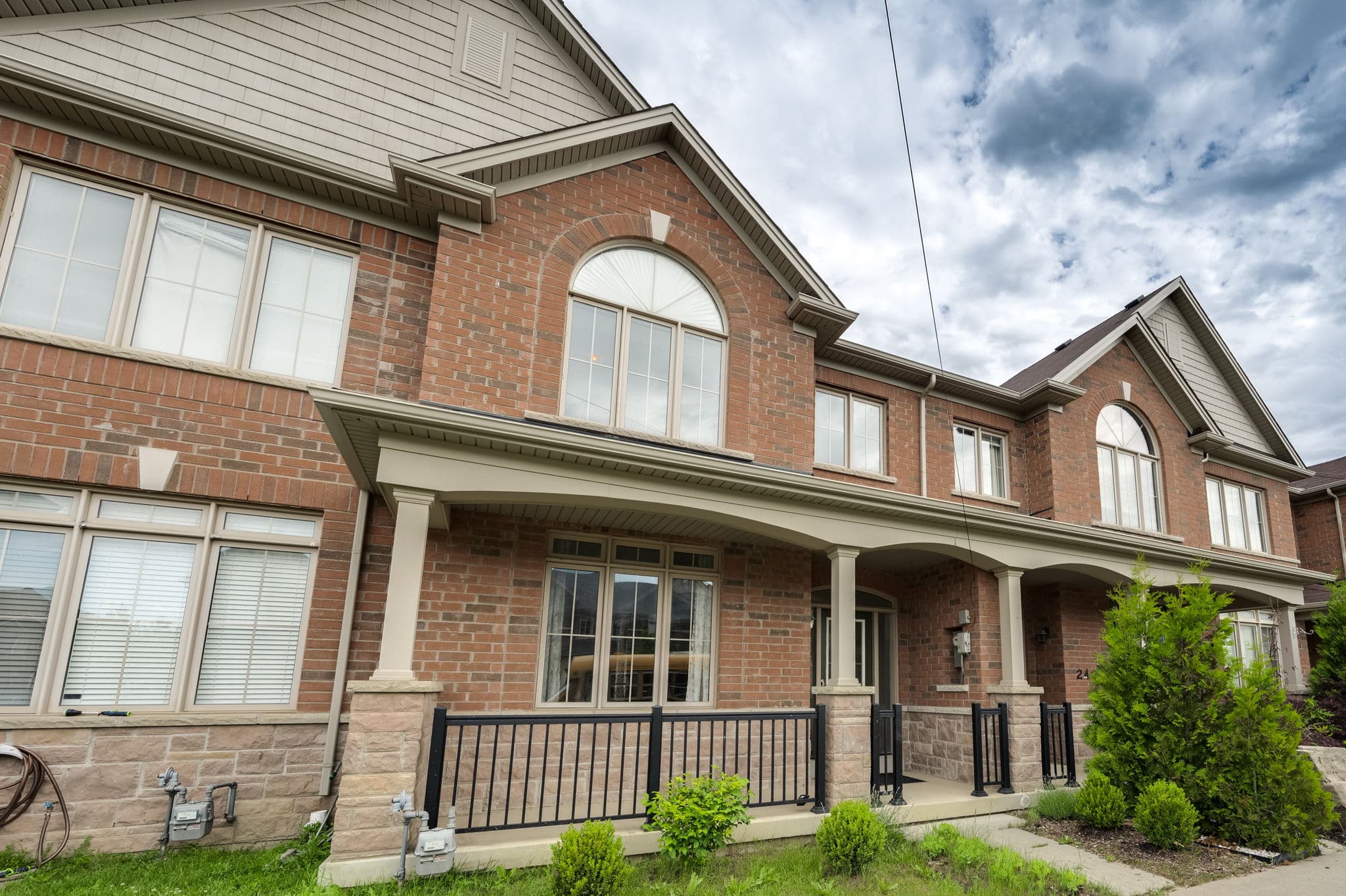 240 Inspire Blvd Brampton, ON L6R 0B6