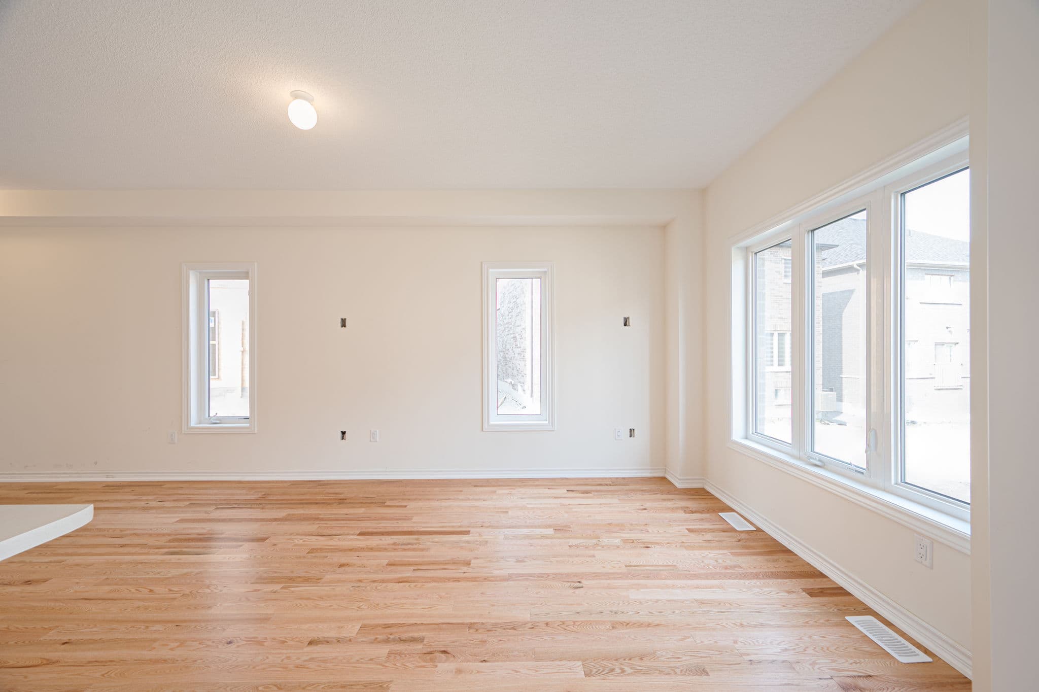 2429 Angora St Pickering, ON L1X 2R2