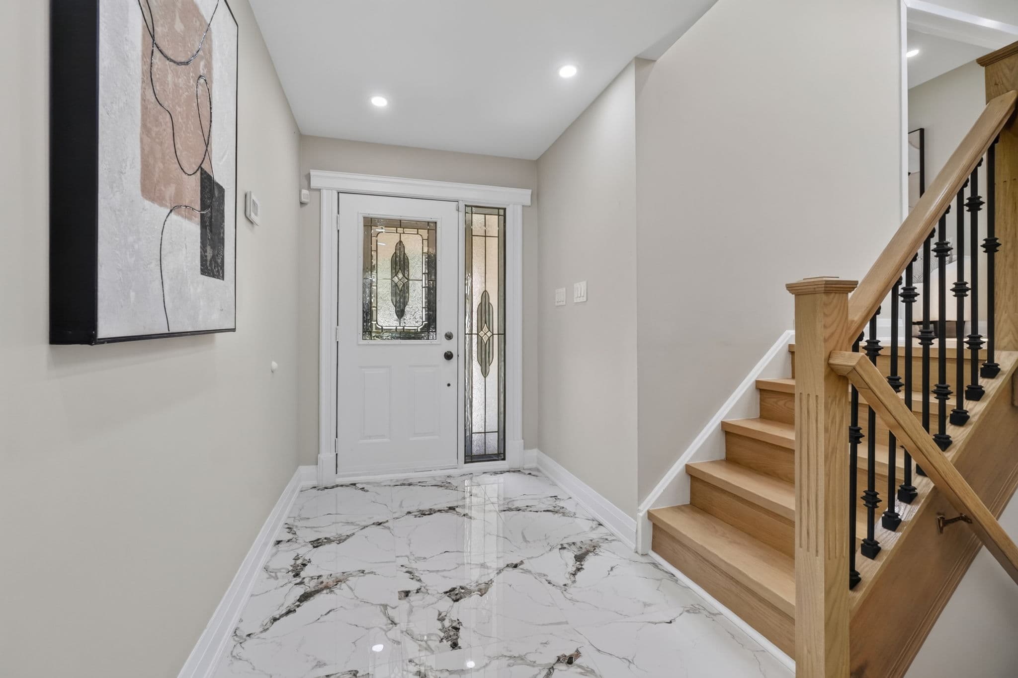 2446 Ventura Dr Oakville, ON L6L 2H7