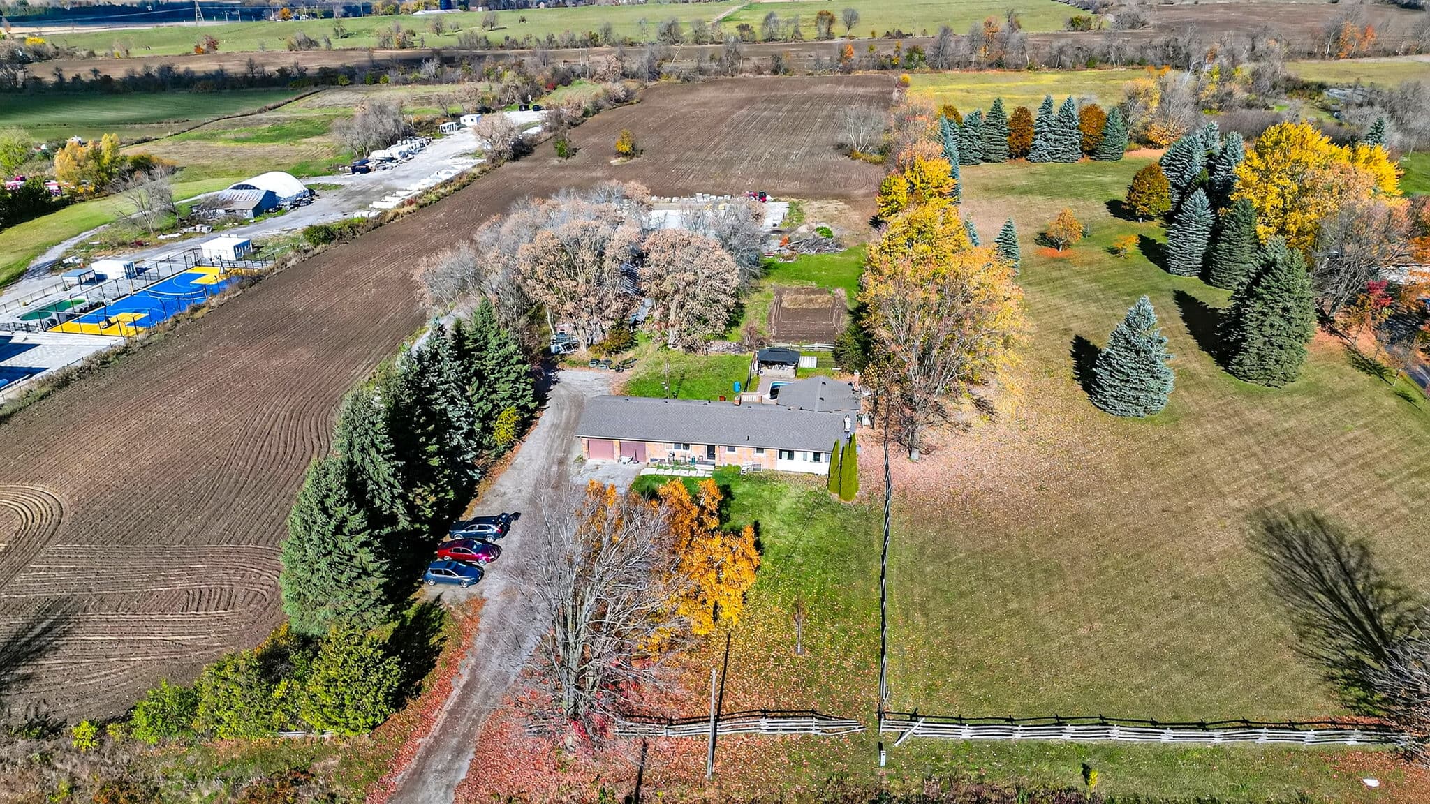 2448 Holborn Rd East Gwillimbury, ON L0G 1R0