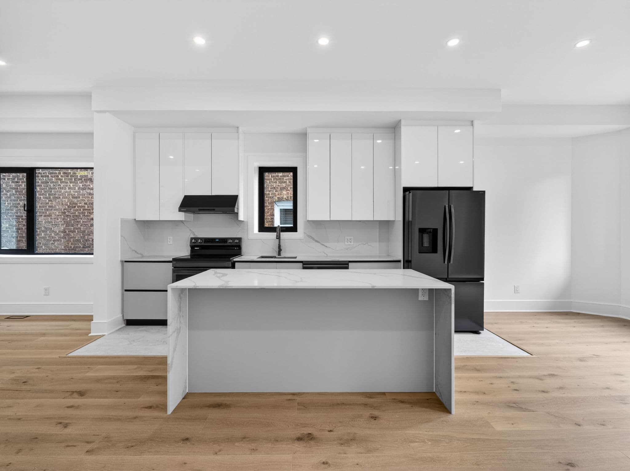 249 Lauder Ave Toronto, ON M6E 3H5