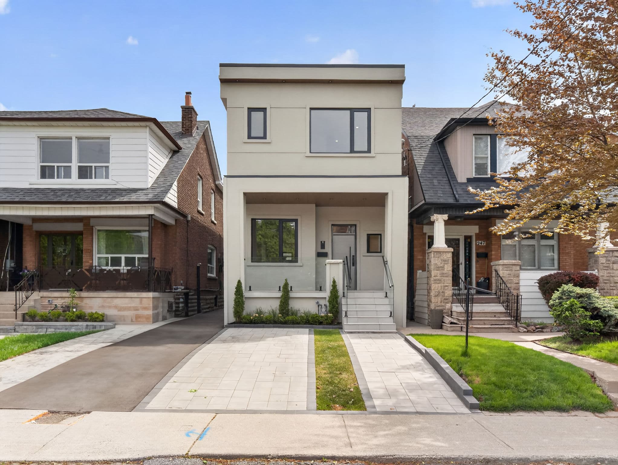 249 Lauder Ave Toronto, ON M6E 3H5