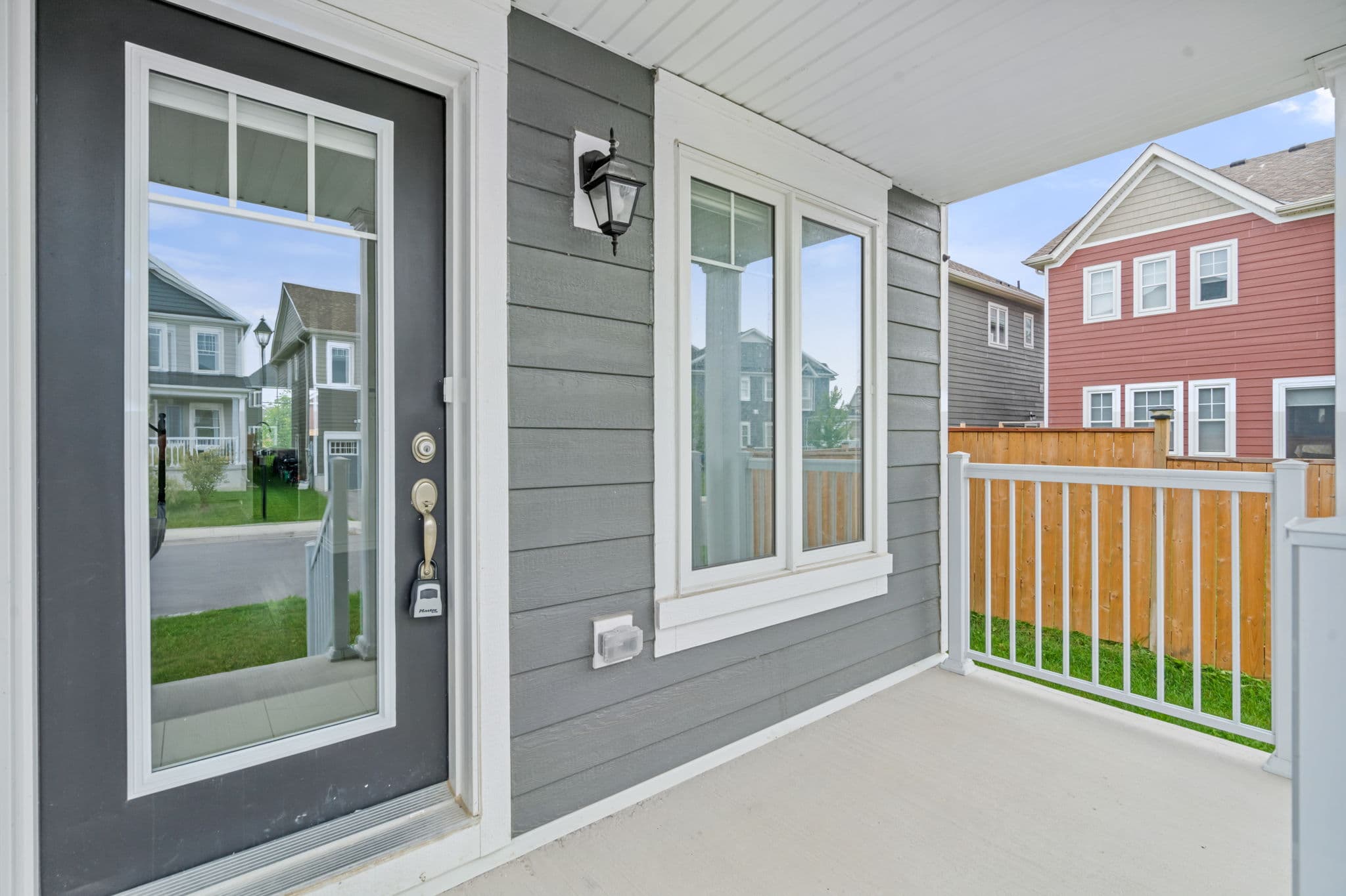 25 Bobolink Dr Wasaga Beach, ON L9Z