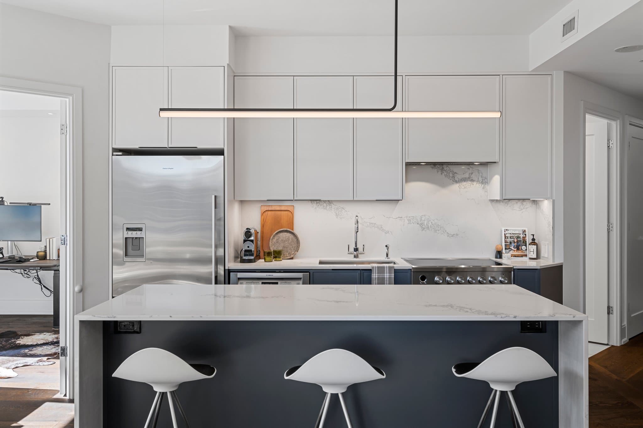 25 Broadway Ave Unit 1007 Toronto, ON M4P 1T7