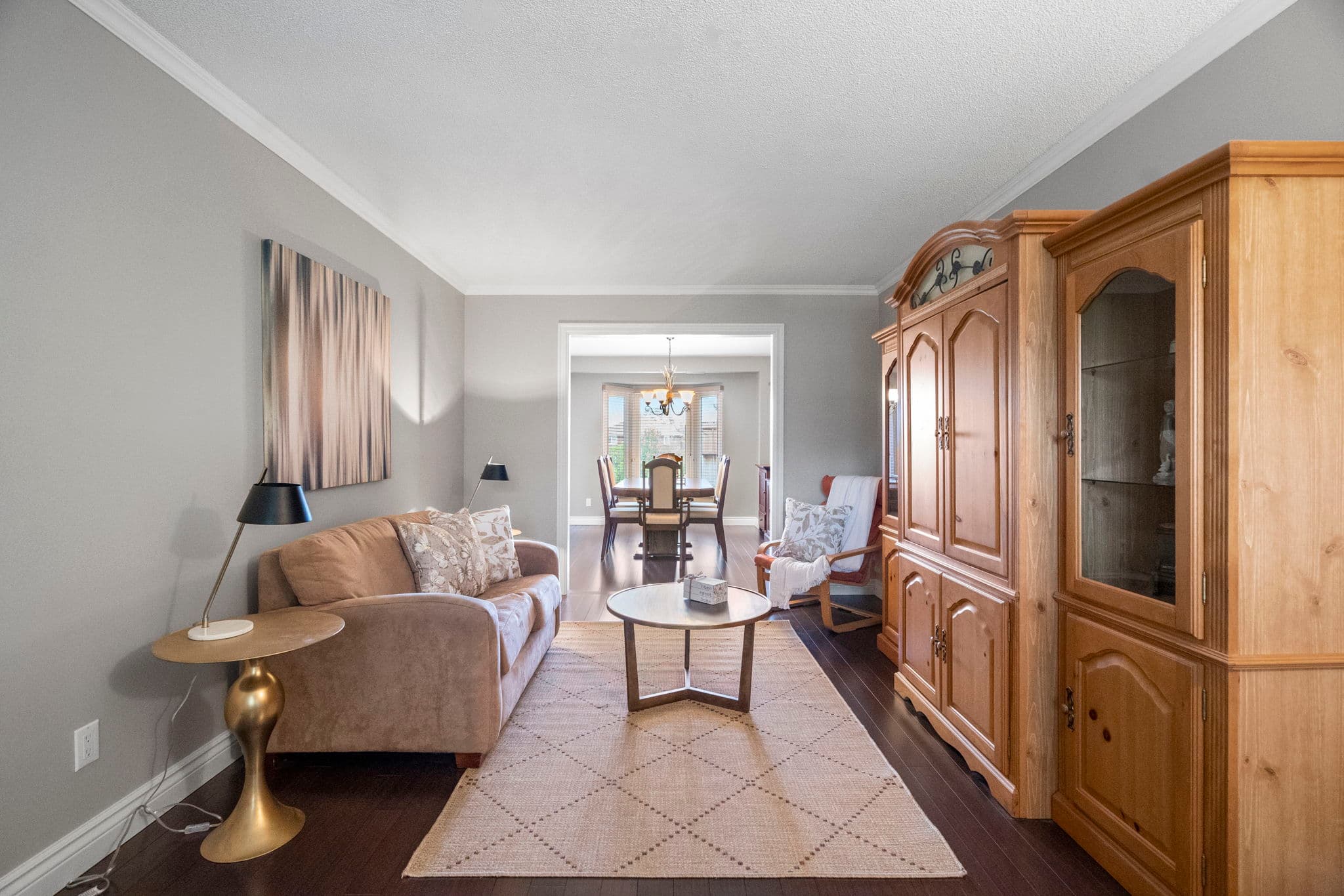 25 Kenyon Ct Whitby, ON L1N 8T3
